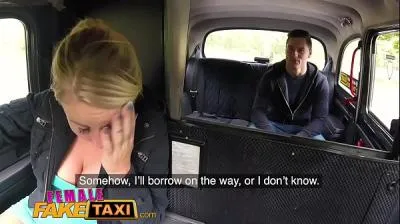 Female fake taxi model rubia caliente sexo en taxi. video porno