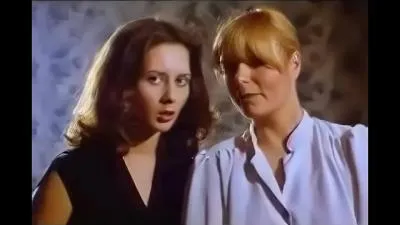 Medias de seda negro 1981 video porno