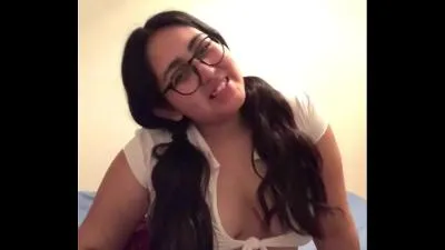 Gordita latina masturbación video porno